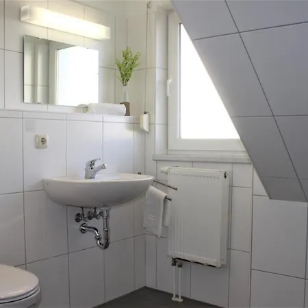 Roter Erik App 3, Dg Li Kirchdorf (Poel)